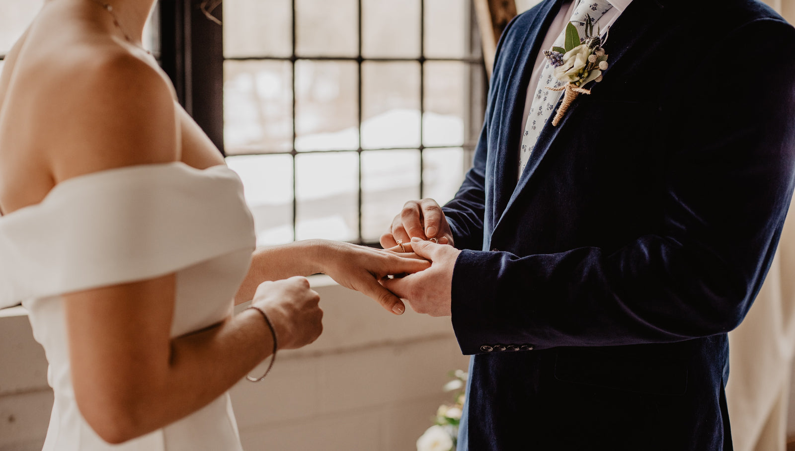 Nervous Sweating During Your Wedding: A Guide for Grooms