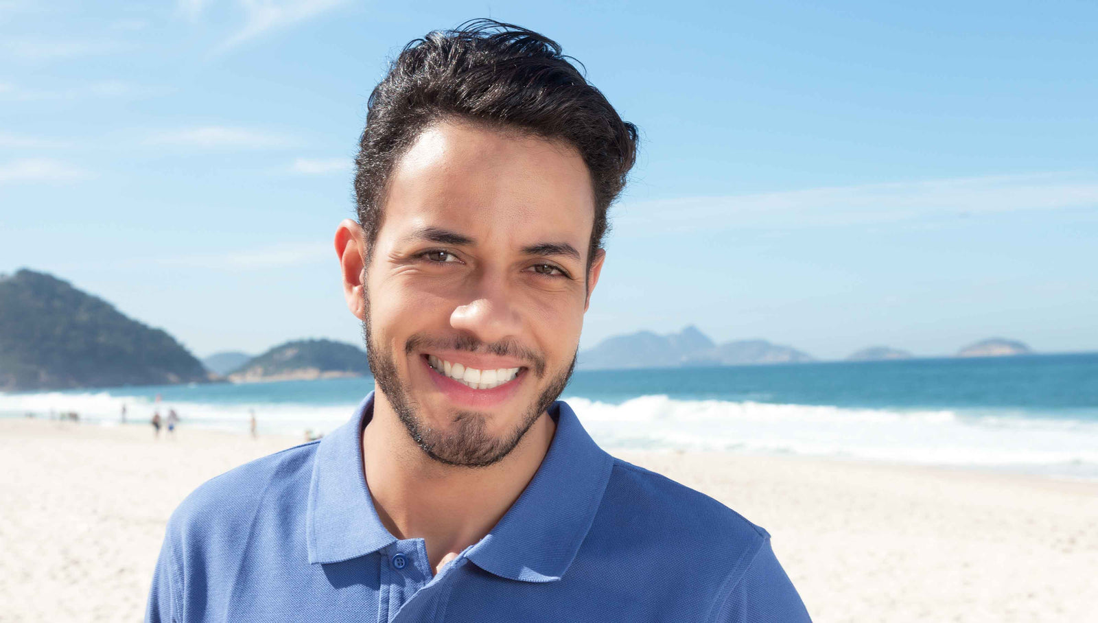 best summer clothes for heavy sweating man on beach
